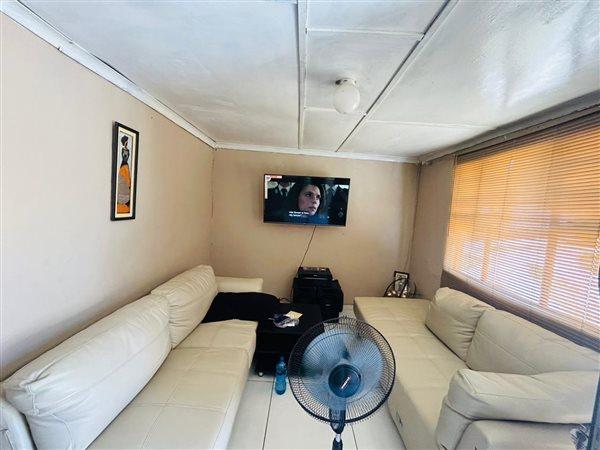 2 Bedroom Property for Sale in Mdantsane Eastern Cape
